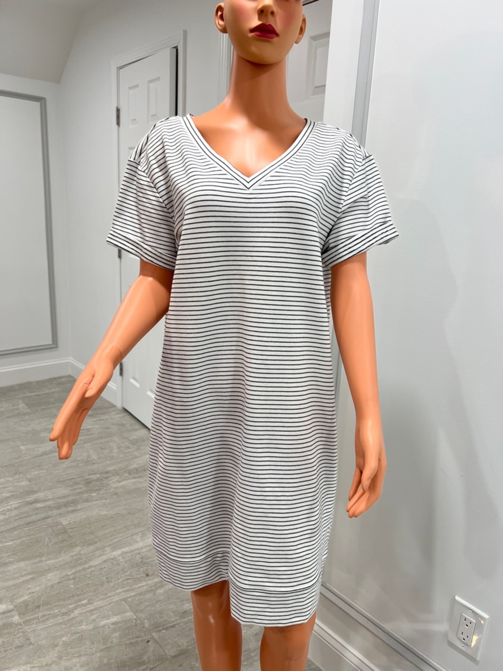 Daily Ritual White and Black Striped V-Neck Dress